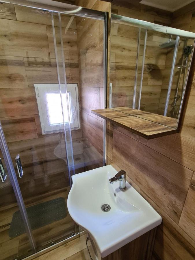 Apartman Petrov Долни Милановац Екстериор снимка