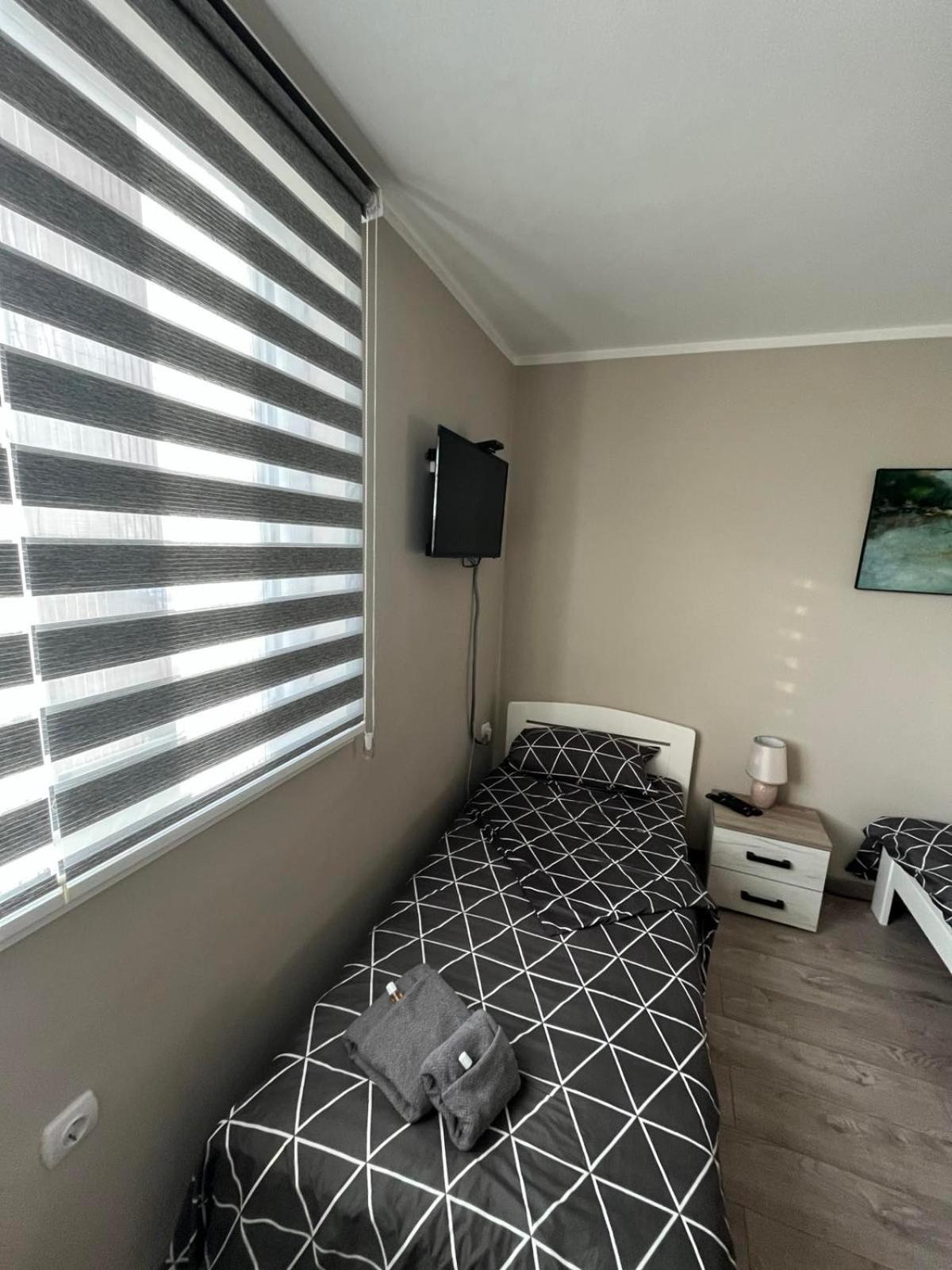Apartman Petrov Долни Милановац Екстериор снимка